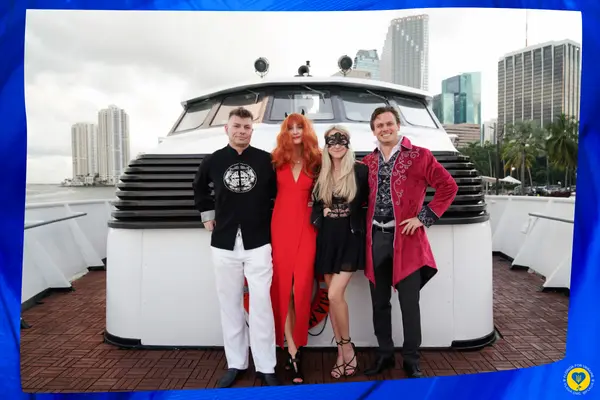 Ukrainian Halloween boat in Miami, photo 2