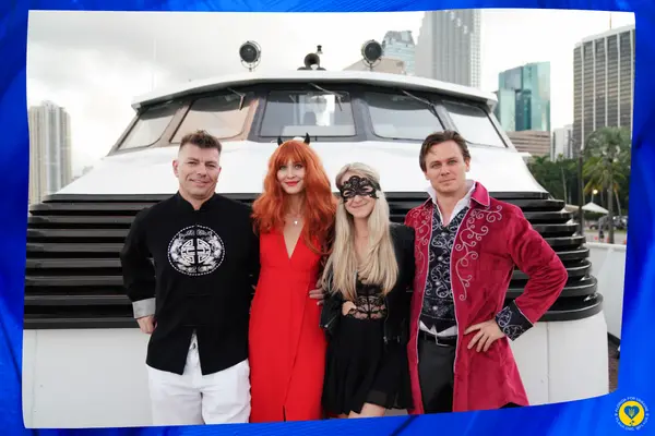 Ukrainian Halloween boat in Miami, photo 4