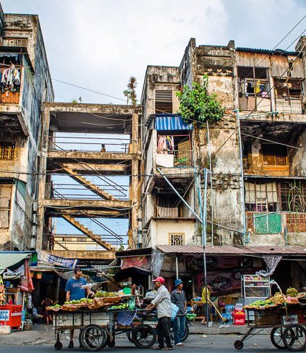 Support repair slums Philippines